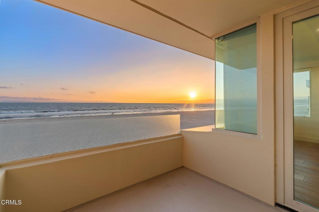 827 Mandalay Beach Rd, Oxnard, CA, 93035, USA, 3 Bedrooms Bedrooms, ,4 BathroomsBathrooms,Residential,Active,827 Mandalay Beach Rd,V1-37091