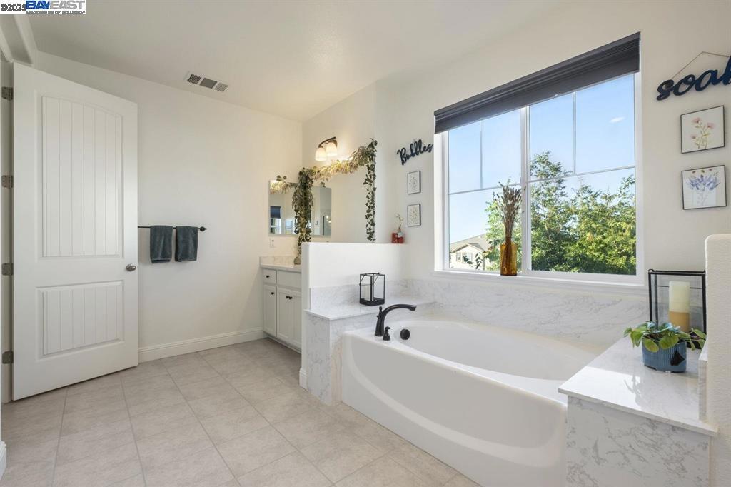 SAN MARCO - Residential Lease
