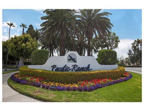 Photo of 19401 Sunray Lane Ln #205, Huntington Beach, CA 92648 (MLS # OC26035727)