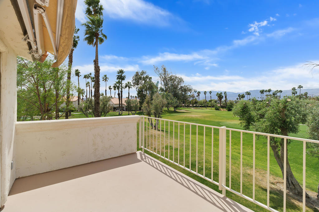 141 Desert Falls Circle