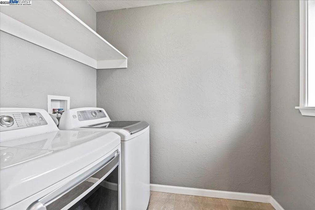 BAYWOOD - Residential