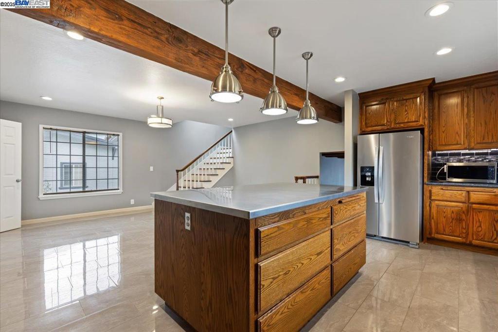 BAYWOOD - Residential