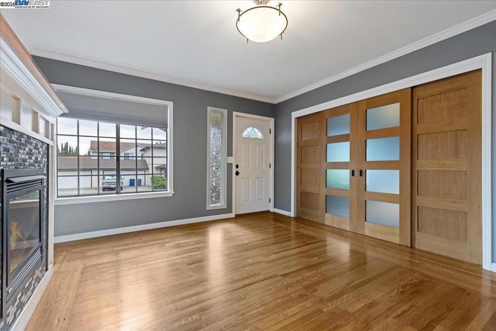 BAYWOOD - Residential