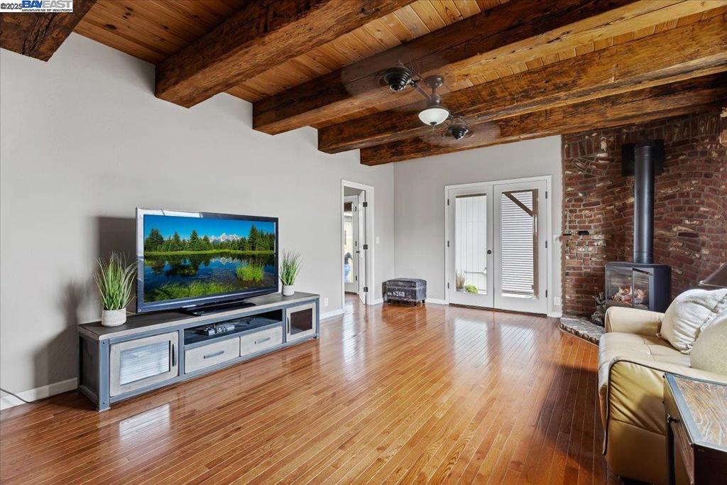 BAYWOOD - Residential