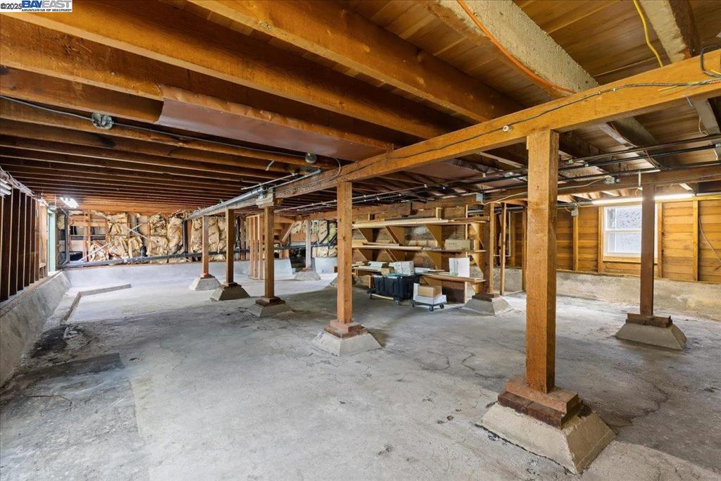 BAYWOOD - Residential