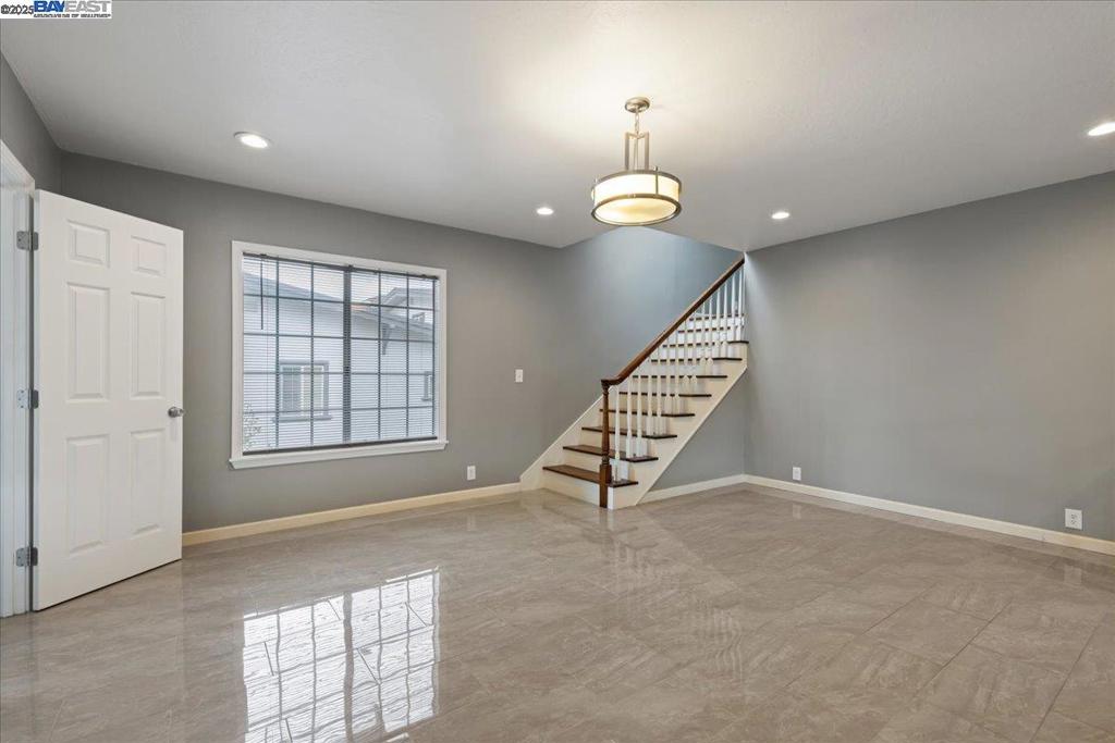 BAYWOOD - Residential