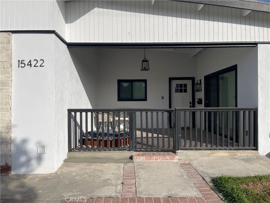 15422 Norwich Circle