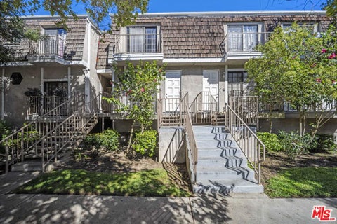 Photo of 5400 Simpson Avenue #9, Valley Village, CA 91607 (MLS # 26102344)