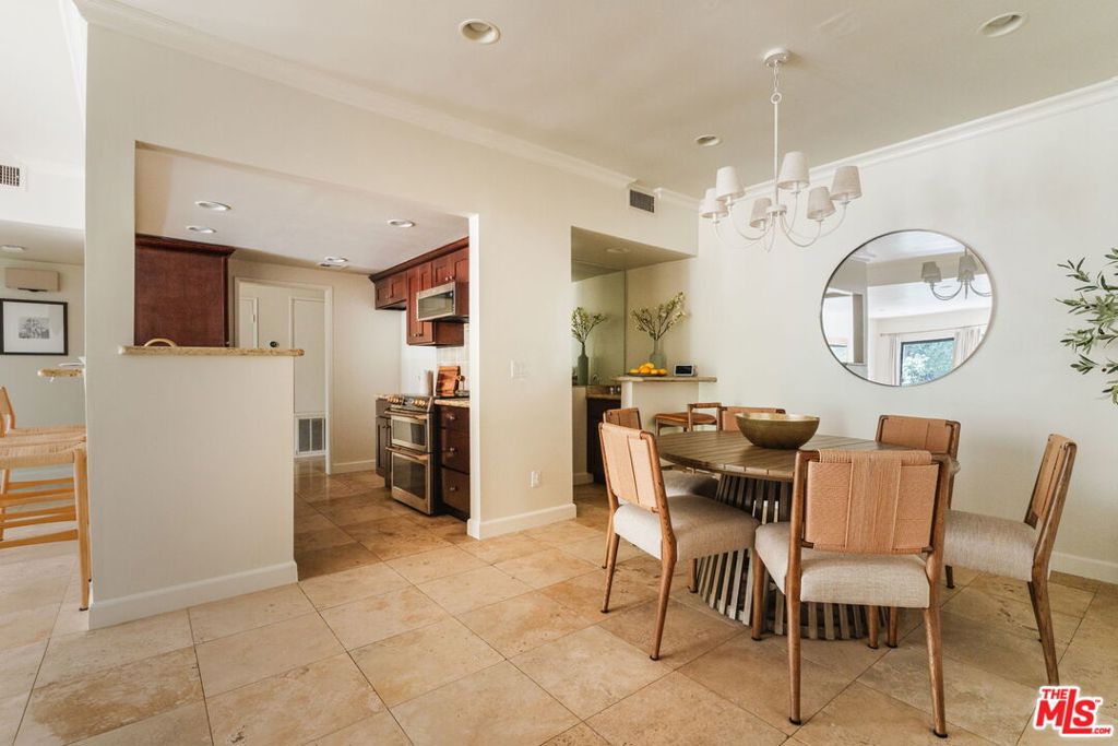 2332 Fox Hills Drive 103