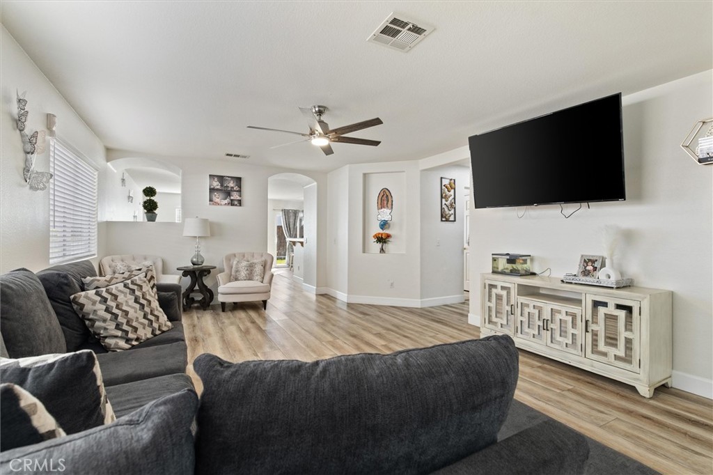 26395 Old Anvil Lane