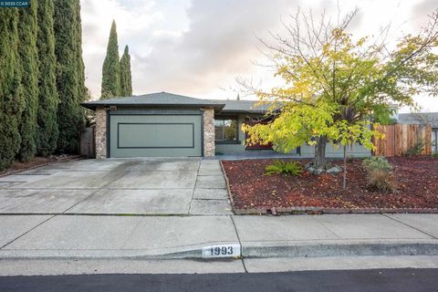 Photo of 1993 Calaveras Dr Dr, Bay Point, CA 94565 (MLS # 41117840)