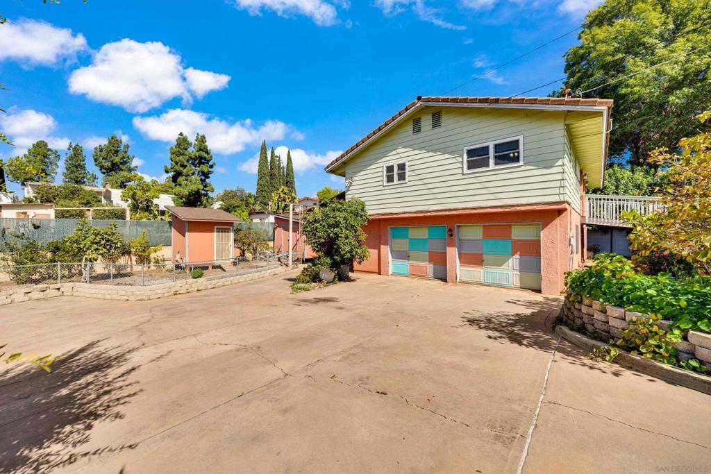 La Mesa - Residential