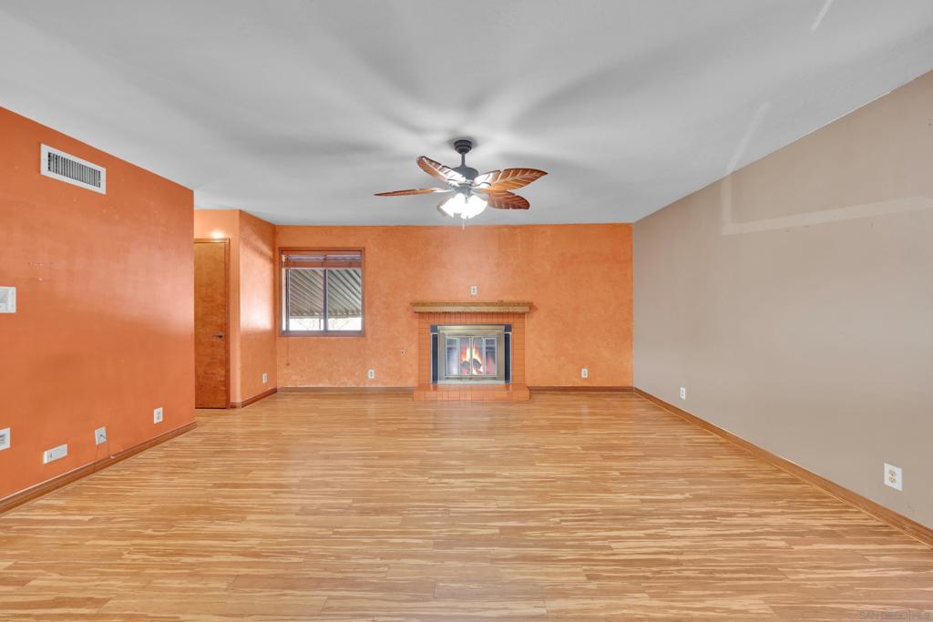 La Mesa - Residential