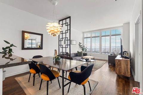 Photo of 900 W Olympic Boulevard #36F, Los Angeles, CA 90015 (MLS # 26642283)