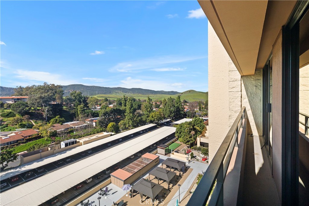 24055 Paseo Del Lago 863