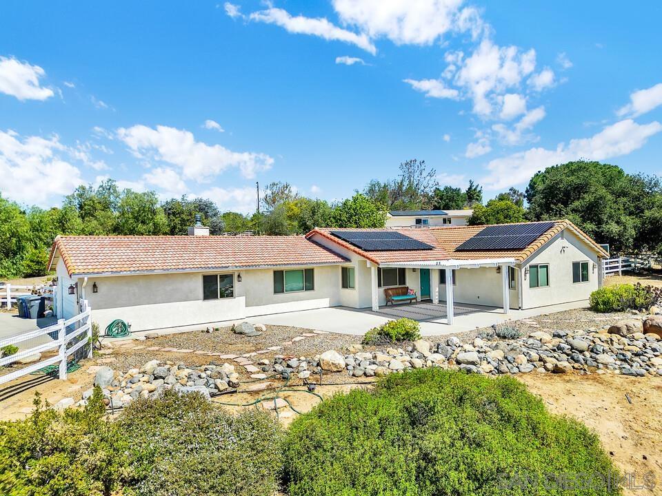 15902 Camino De Oro
