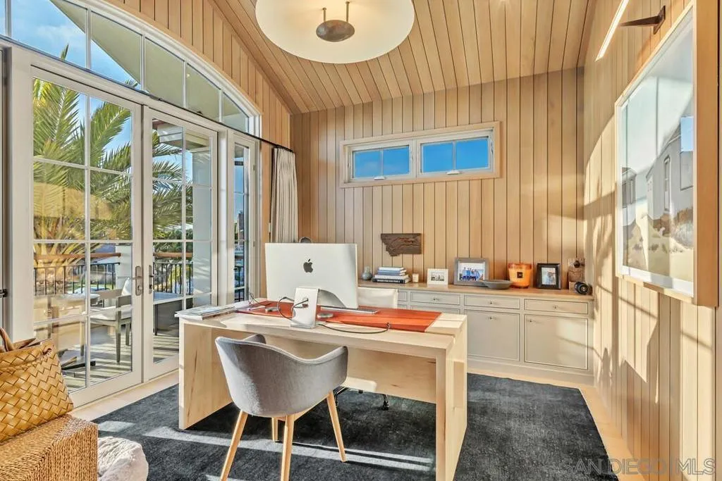 Coronado, California 92118, United States, 3 Bedrooms Bedrooms, ,5 BathroomsBathrooms,Residential,Active,138068