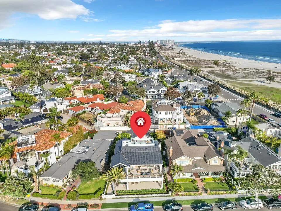 Coronado, California 92118, United States, 3 Bedrooms Bedrooms, ,5 BathroomsBathrooms,Residential,Active,138068