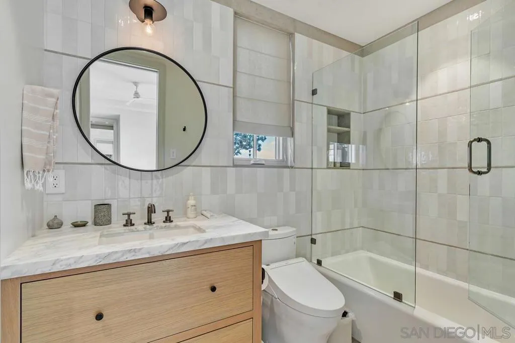 Coronado, California 92118, United States, 3 Bedrooms Bedrooms, ,5 BathroomsBathrooms,Residential,Active,138068