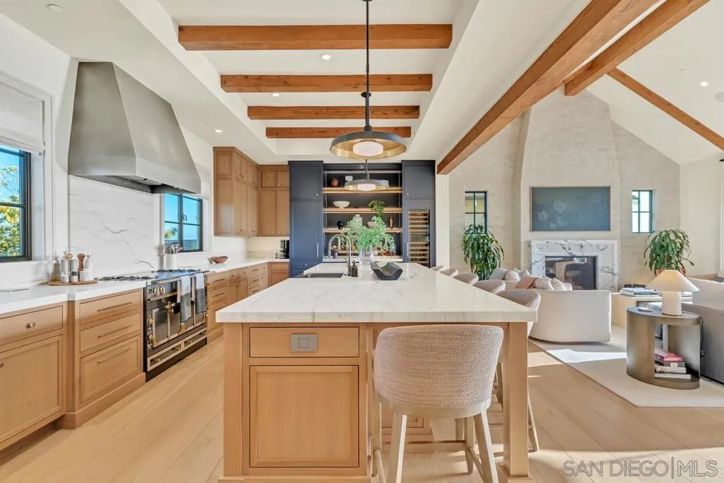 Coronado, California 92118, United States, 3 Bedrooms Bedrooms, ,5 BathroomsBathrooms,Residential,Active,138068