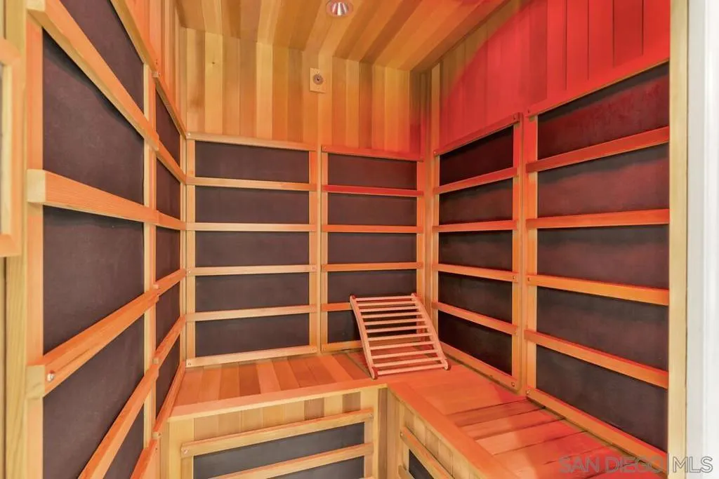 Coronado, California 92118, United States, 3 Bedrooms Bedrooms, ,5 BathroomsBathrooms,Residential,Active,138068