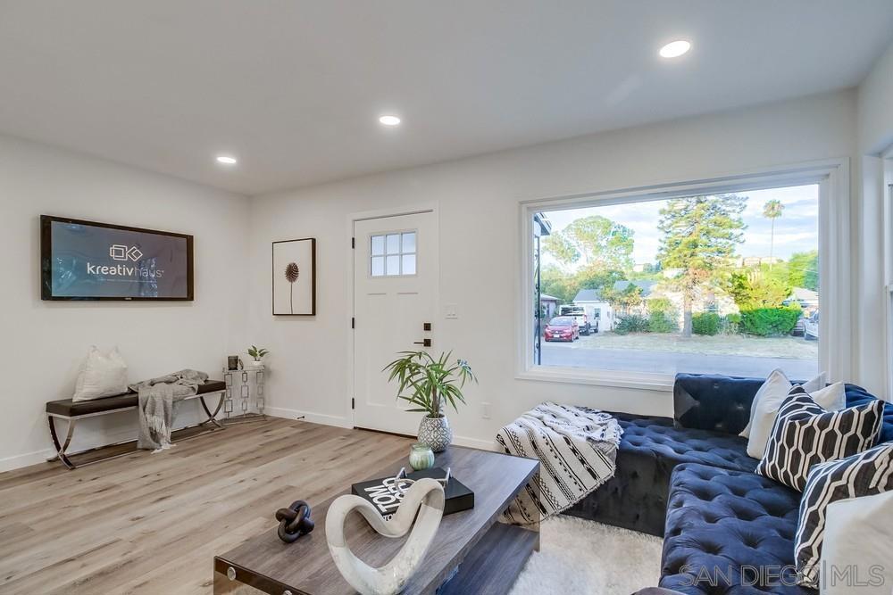 La Mesa - Residential