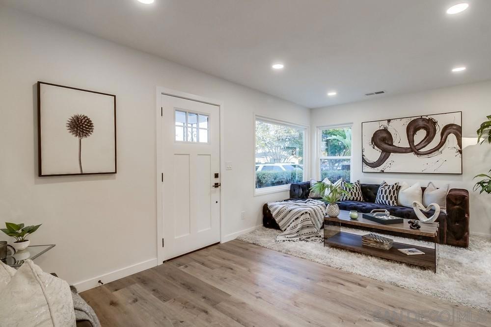 La Mesa - Residential