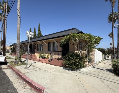 Photo of 202 N Cabrillo AVE, San Pedro, CA 90731 (MLS # SB26207231)