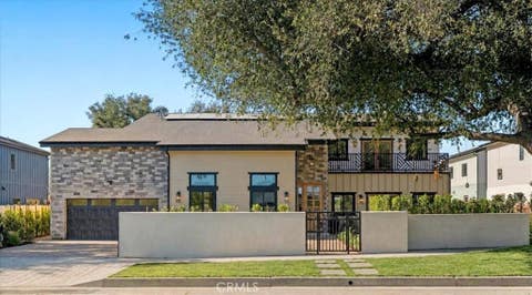 Photo of 21811 San Jose Street, Chatsworth, CA 91311 (MLS # GD26180476)