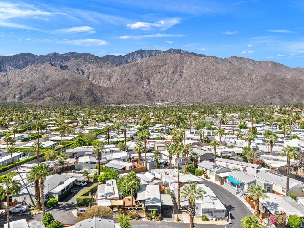 Ramon Mobile Park - Manufactured In Park