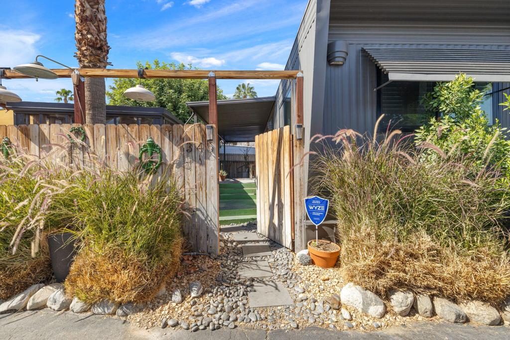 Ramon Mobile Park - Manufactured In Park