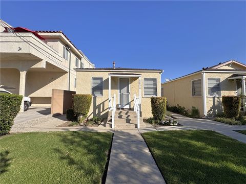 Photo of 4263 W Broadway #B, Hawthorne, CA 90250 (MLS # SB25241119)