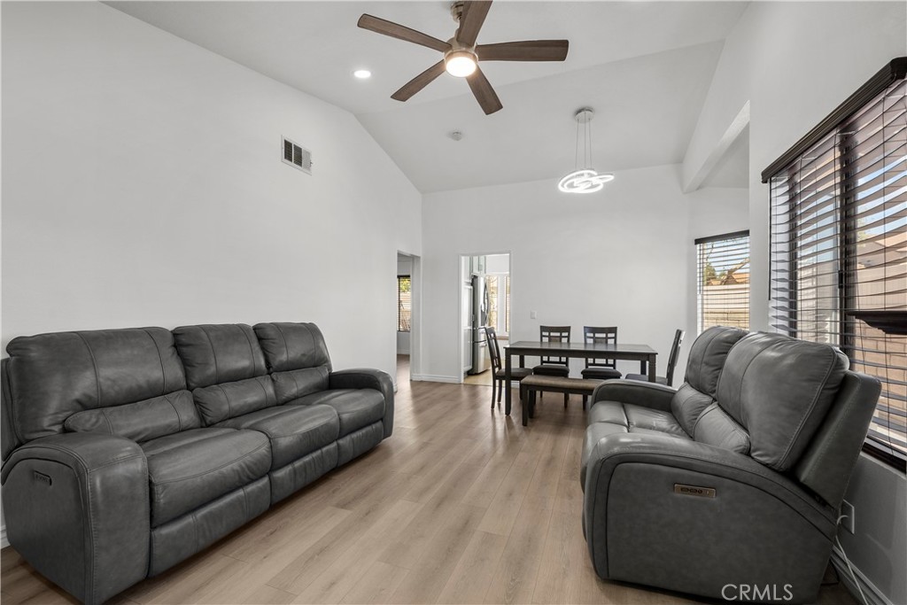 22942 Banyan 316