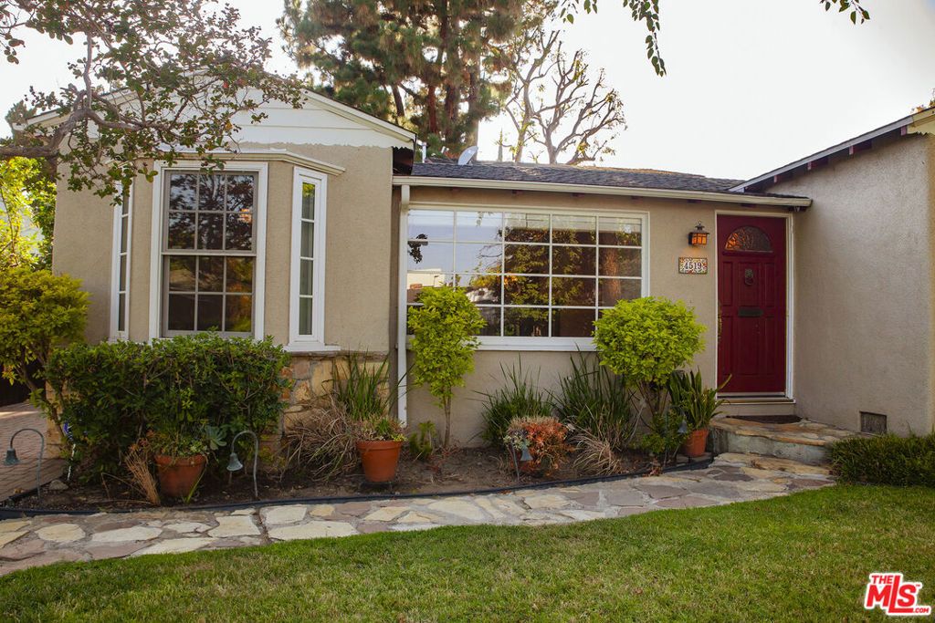 Photo of 4519 VAN NOORD Avenue, Studio City, CA 91604 (MLS # 26638071)
