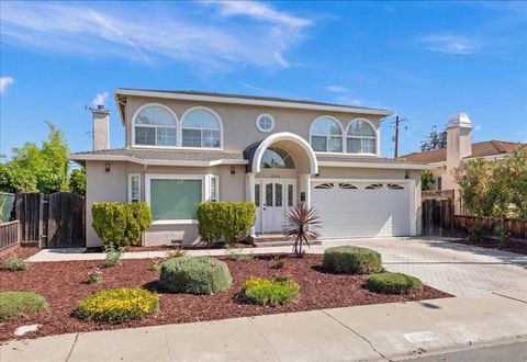 Photo of 19349 Phil Lane, Cupertino, CA 95014 (MLS # ML82046066)
