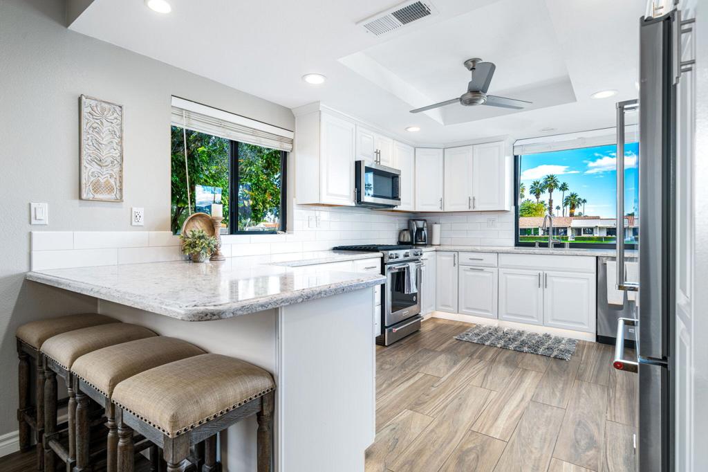 Rancho Las Palmas C. - Residential Lease