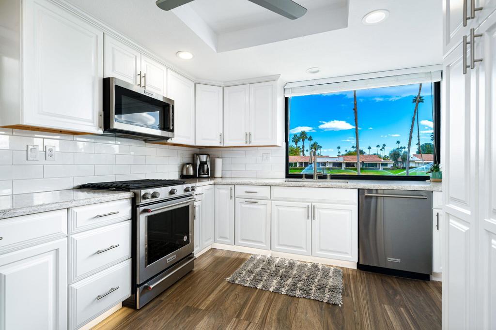 Rancho Las Palmas C. - Residential Lease