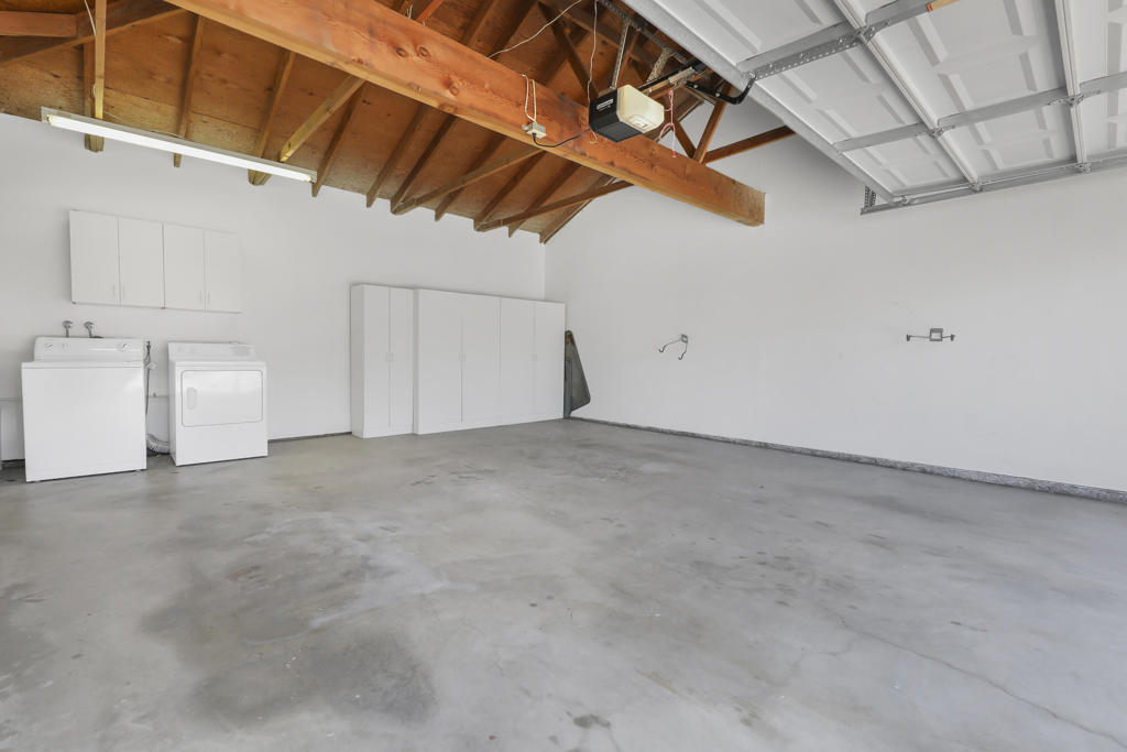 Sunrise C.C. - Residential