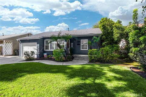 5533 Oliva Avenue Lakewood CA 90712