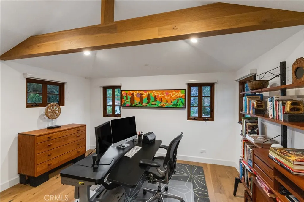 Los Angeles, California 90046, United States, 4 Bedrooms Bedrooms, ,4 BathroomsBathrooms,Residential,Active,147176