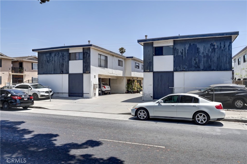 3438 Santa Fe Avenue