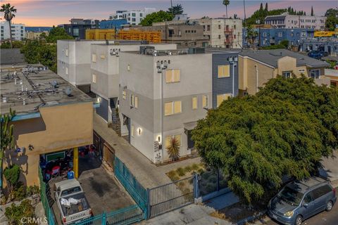 Photo of 635 N Harvard Boulevard, Los Angeles, CA 90004 (MLS # SR25196763) Photo of 635 N Harvard Boulevard, Los Angeles, CA 90004 (MLS # SR25196763)