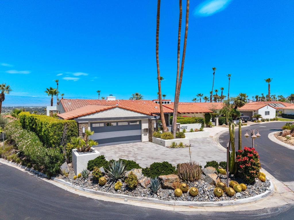 40200 Paseo Arbol