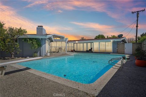 994 N Cleveland Street Orange CA 92867
