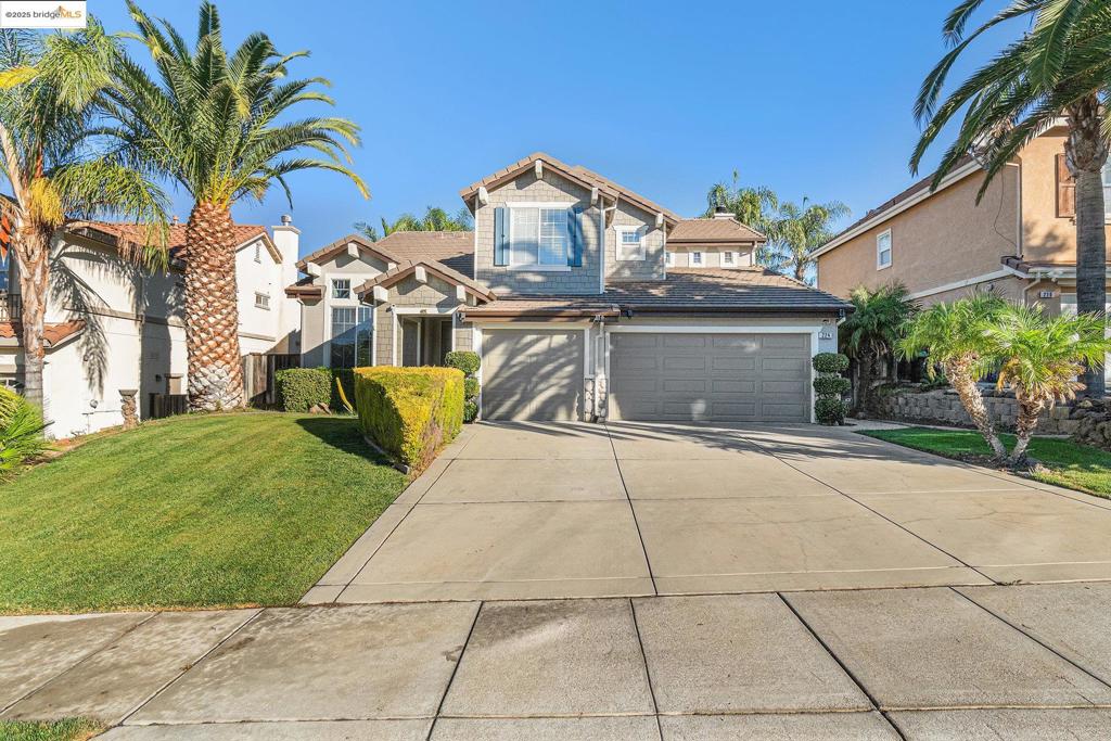 SHADOW LAKES - Residential