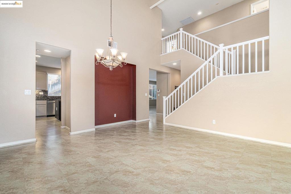 SHADOW LAKES - Residential