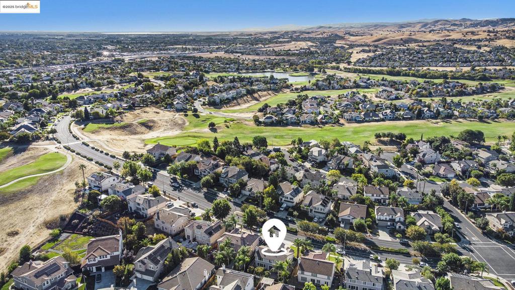 SHADOW LAKES - Residential