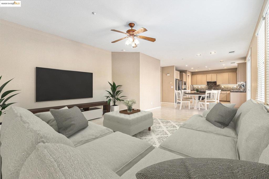 SHADOW LAKES - Residential