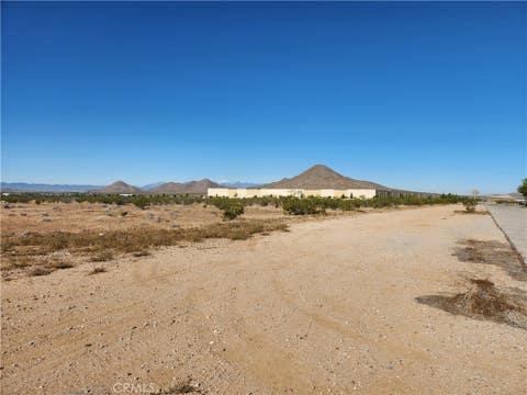 Photo of 0 Lafayette, Apple Valley, CA 92307 (MLS # HD26173971)