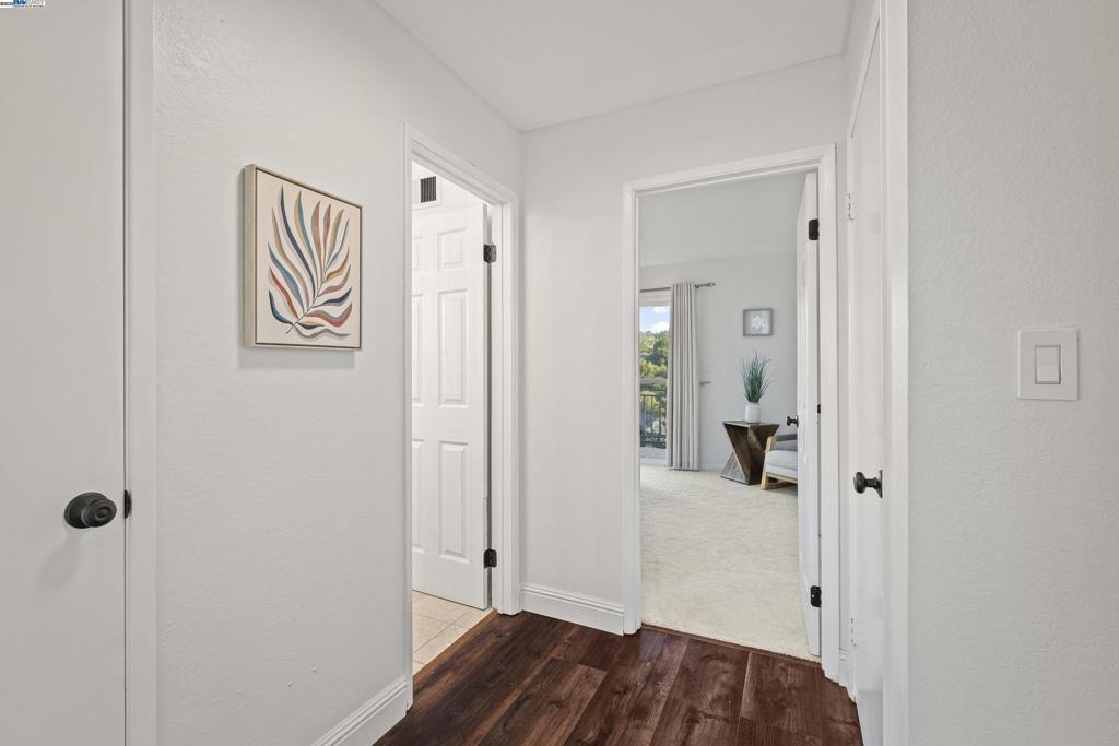 HAYWARD HILLS - Residential